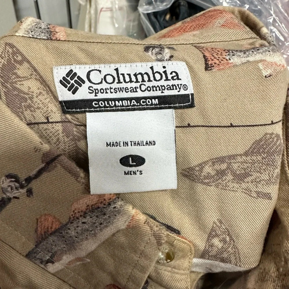 Columbia Fish Button Down Shirt - Picture 2 of 3